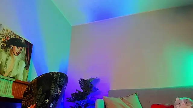 Mia  Milan online show from July 18, 2026, 2:09 am