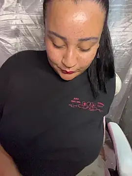 Snapshot of alexxaa96 chatting on November 15, 2025, 4:05 am alexxaa96 online show from November 15, 2025, 4:05 am