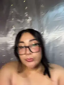 Snapshot of alexxaa96 chatting on November 29, 2025, 5:02 pm alexxaa96 online show from November 29, 2025, 5:02 pm