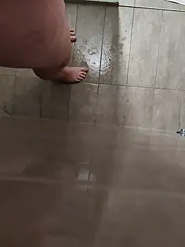 Macanxxx online show from October 25, 2025, 3:23 pm