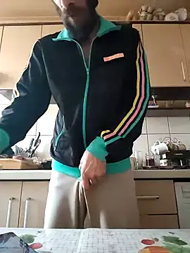 vulpe8400 online show from March 2, 2025, 10:47 am