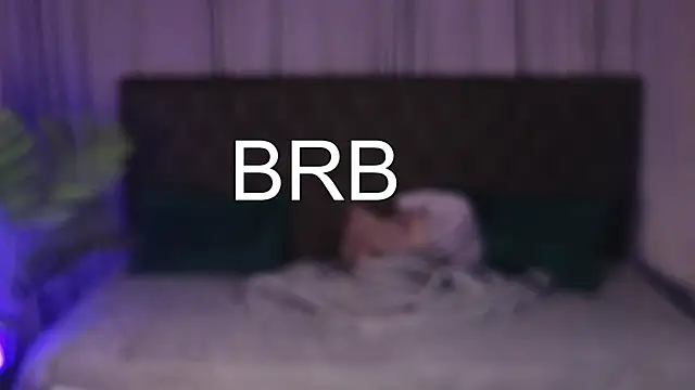 Snapshot of jenny_bunny_ chatting on March 8, 2025, 5:28 am jenny bunny online show from March 8, 2025, 5:28 am