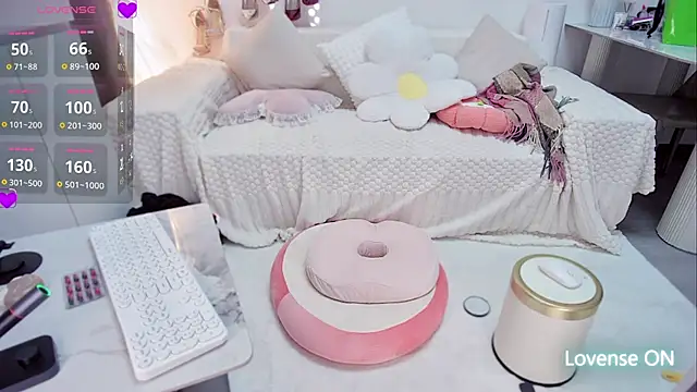 Snapshot of Feifei-cn chatting on November 22, 2025, 5:50 am Feifei-cn online show from November 22, 2025, 5:50 am