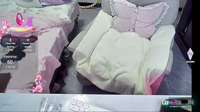 Snapshot of Feifei-cn chatting on October 31, 2025, 3:52 pm Feifei-cn online show from October 31, 2025, 3:52 pm