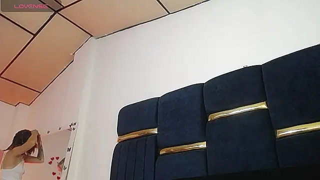 Snapshot of fulfill_fantasies1 chatting on March 11, 2025, 3:14 am fulfill fantasies1 online show from March 11, 2025, 3:14 am