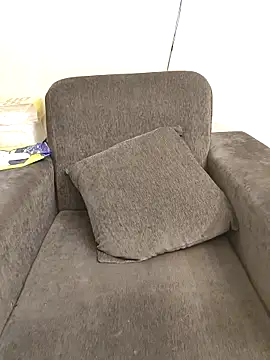 beby girLL online show from February 24, 2026, 1:01 pm