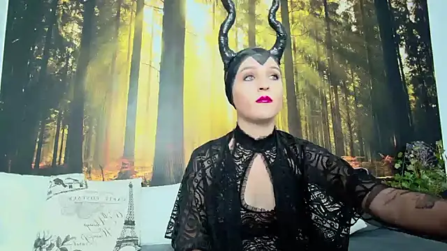 LittleAngelXO online show from October 31, 2025, 8:27 pm