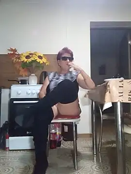 Ely Elenita online show from October 30, 2025, 9:33 pm