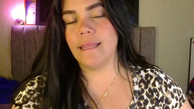 blue angel33 online show from December 14, 2025, 8:58 pm