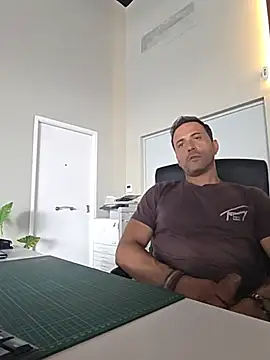 Lucas   81 online show from July 21, 2026, 5:47 pm