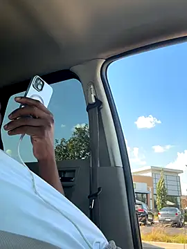 Festivitiesking1 online show from October 4, 2025, 7:04 pm