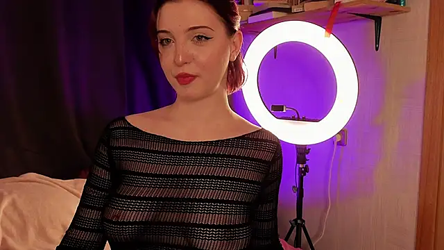 LisaVamp online show from November 29, 2025, 10:21 pm