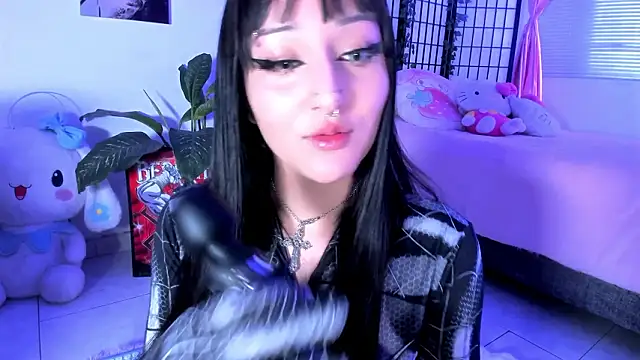 Snapshot of julyana_ chatting on March 9, 2026, 4:43 pm julyana online show from March 9, 2026, 4:43 pm
