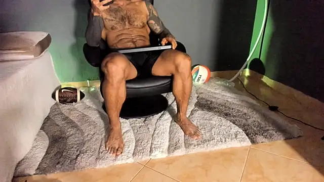Snapshot of Brock_hurn1 chatting on March 20, 2025, 12:08 am Brock hurn1 online show from March 20, 2025, 12:08 am