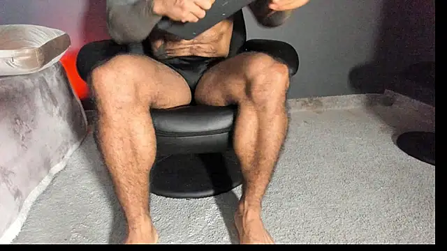 Snapshot of Brock_hurn1 chatting on October 3, 2025, 12:58 am Brock hurn1 online show from October 3, 2025, 12:58 am