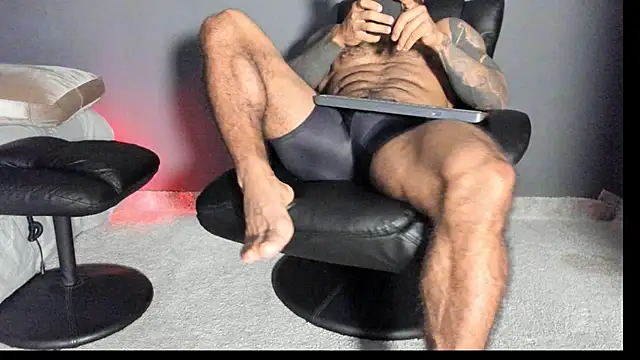 Snapshot of Brock_hurn1 chatting on November 6, 2025, 11:53 pm Brock hurn1 online show from November 6, 2025, 11:53 pm