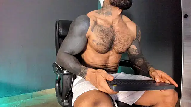 Snapshot of Brock_hurn1 chatting on February 20, 2025, 2:51 am Brock hurn1 online show from February 20, 2025, 2:51 am