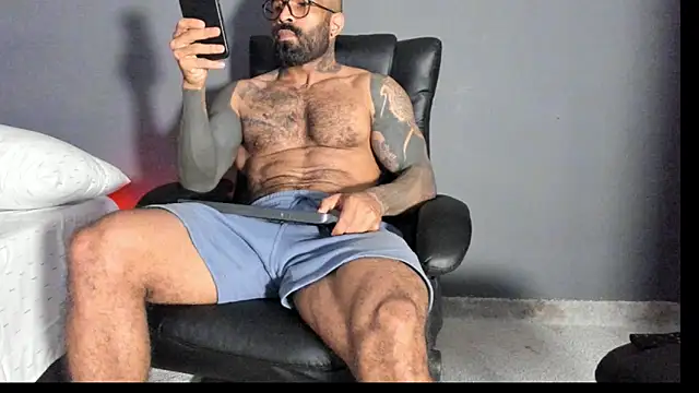 Snapshot of Brock_hurn1 chatting on November 13, 2025, 1:09 am Brock hurn1 online show from November 13, 2025, 1:09 am