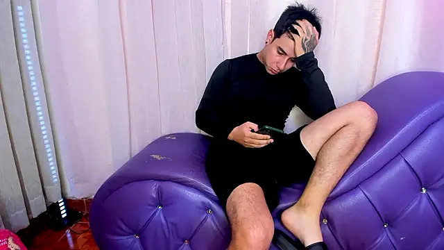 Yourslust  online show from March 10, 2026, 1:48 pm