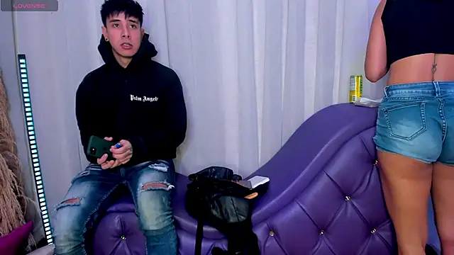 Yourslust  online show from November 10, 2025, 7:52 pm