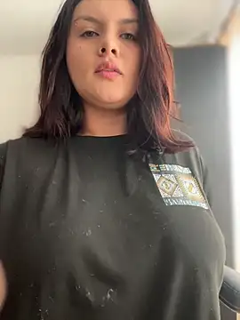 SabrinaVega online show from May 26, 2026, 2:26 pm