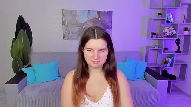 Snapshot of BonneyLove chatting on September 10, 2025, 5:23 pm BonneyLove online show from September 10, 2025, 5:23 pm