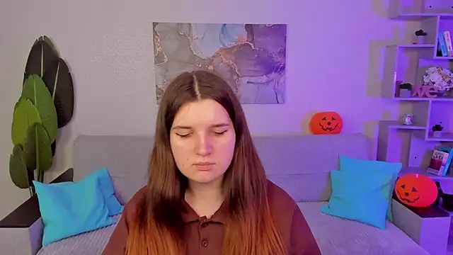 Snapshot of BonneyLove chatting on November 6, 2025, 7:40 pm BonneyLove online show from November 6, 2025, 7:40 pm