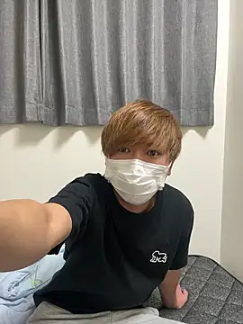 Snapshot of onimakura chatting on December 19, 2025, 10:17 am onimakura online show from December 19, 2025, 10:17 am