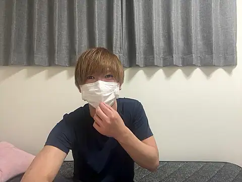 Snapshot of onimakura chatting on April 3, 2026, 11:38 am onimakura online show from April 3, 2026, 11:38 am
