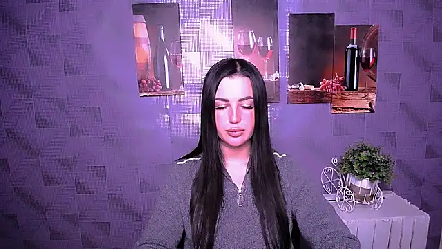 Snapshot of DivaKaily_ chatting on September 12, 2025, 7:24 pm DivaKaily online show from September 12, 2025, 7:24 pm