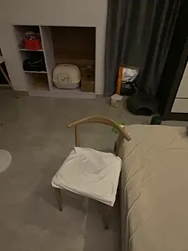 Snapshot of AwakeSubtitle chatting on October 17, 2025, 4:09 pm AwakeSubtitle online show from October 17, 2025, 4:09 pm