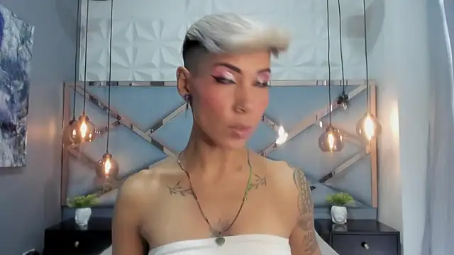 MiaMorgan  online show from March 2, 2025, 1:09 pm