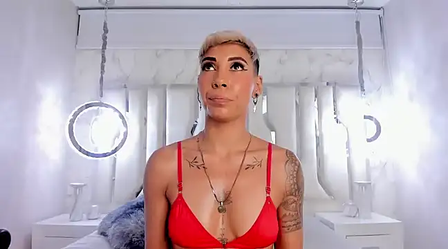 MiaMorgan  online show from March 5, 2025, 4:24 pm