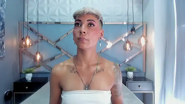 MiaMorgan  online show from March 2, 2025, 4:14 pm