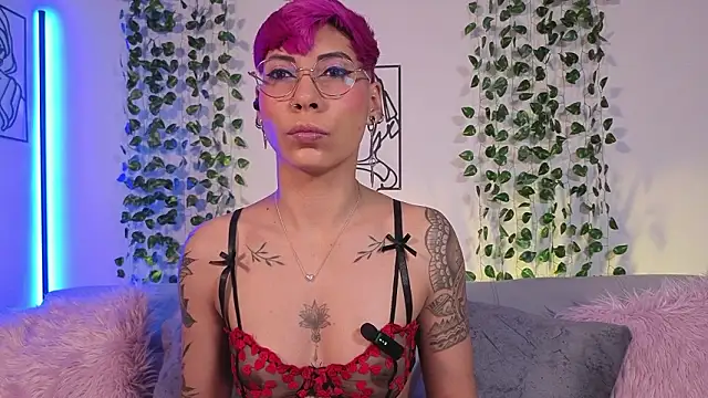 MiaMorgan  online show from March 3, 2026, 9:49 am