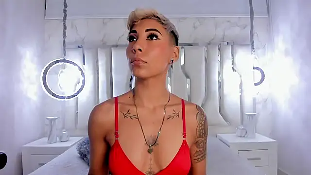 MiaMorgan  online show from March 5, 2025, 1:17 pm