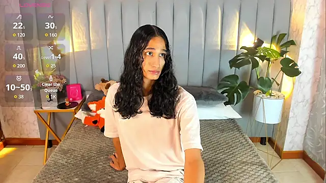 skyyfoxpraga online show from September 24, 2025, 12:33 pm