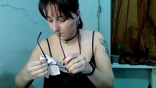 Snapshot of MiaStika chatting on February 24, 2025, 7:30 pm MiaStika online show from February 24, 2025, 7:30 pm