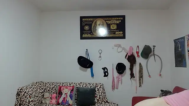 emperabigbootybigass online show from March 19, 2026, 12:43 am