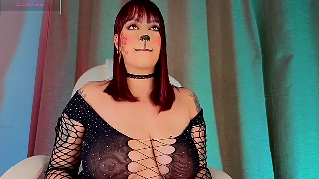 Snapshot of mia_bonneett chatting on November 1, 2025, 4:19 am mia bonneett online show from November 1, 2025, 4:19 am