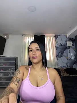 Snapshot of KatalinnaBrown chatting on April 19, 2026, 1:23 pm KatalinnaBrown online show from April 19, 2026, 1:23 pm