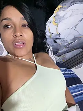 Snapshot of KatalinnaBrown chatting on March 10, 2026, 10:52 am KatalinnaBrown online show from March 10, 2026, 10:52 am