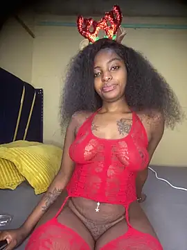 Snapshot of Sasha-smiles chatting on December 23, 2025, 5:40 am Sasha-smiles online show from December 23, 2025, 5:40 am