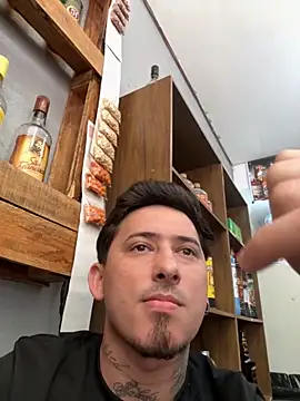 Snapshot of Farias8837 chatting on October 29, 2025, 3:11 pm Farias8837 online show from October 29, 2025, 3:11 pm