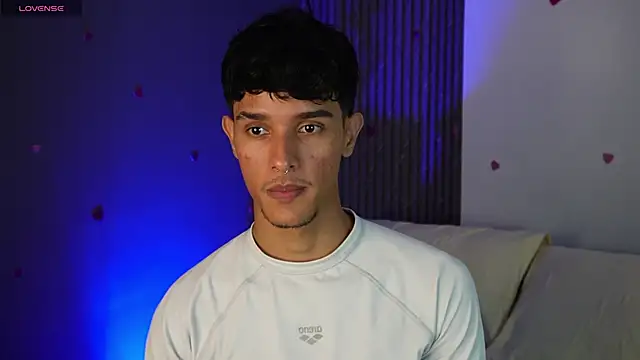 Snapshot of Busterspinter chatting on February 26, 2025, 8:06 am Busterspinter online show from February 26, 2025, 8:06 am