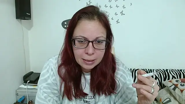 Snapshot of LadyHellene chatting on February 2, 2026, 5:50 am LadyHellene online show from February 2, 2026, 5:50 am