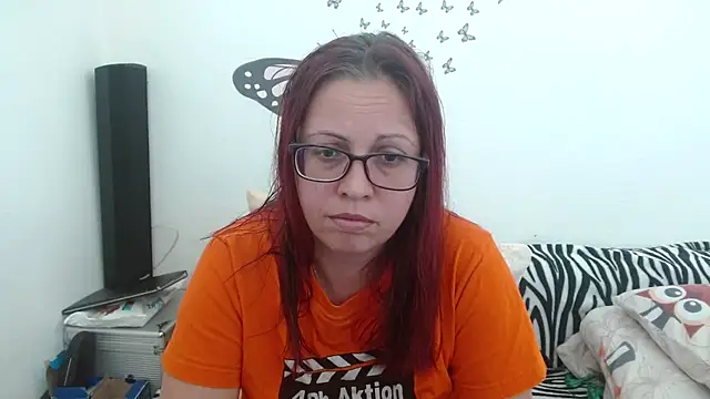 Snapshot of LadyHellene chatting on February 11, 2026, 12:38 pm LadyHellene online show from February 11, 2026, 12:38 pm