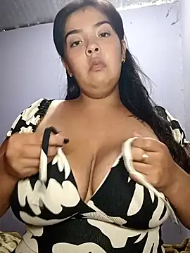 Snapshot of prettyboobs11 chatting on February 2, 2025, 7:20 am prettyboobs11 online show from February 2, 2025, 7:20 am
