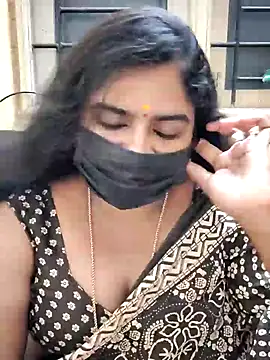 Snapshot of rani_deepa chatting on December 29, 2024, 4:51 pm rani deepa online show from December 29, 2024, 4:51 pm