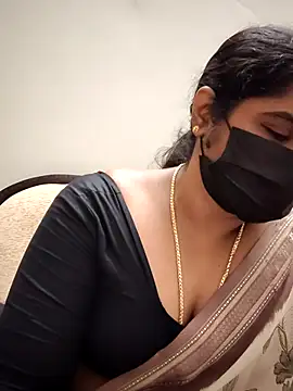 Snapshot of rani_deepa chatting on November 27, 2025, 3:23 pm rani deepa online show from November 27, 2025, 3:23 pm